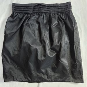 CLUB MONACO Black Skirt with Pockets Soft & Silky Button / Zip Closure Large